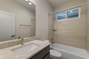 Building Photo - 1328 Westborough Ln