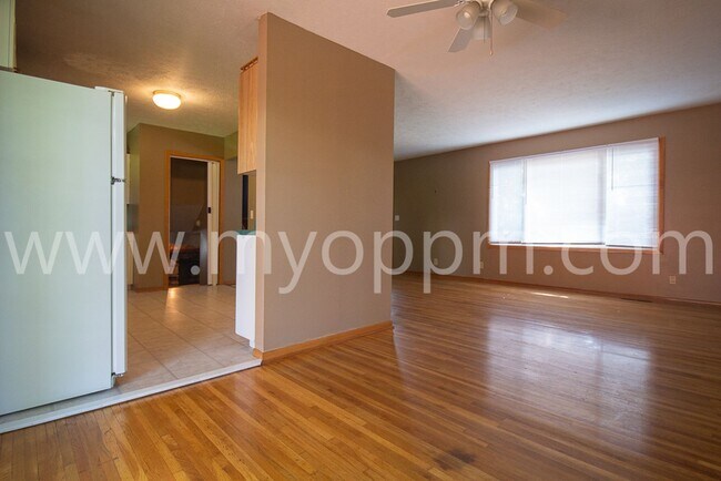 Building Photo - Great 3-Bedroom House on Westwood Lane