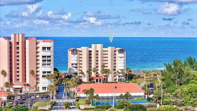 Building Photo - 3870 N Hwy A1A