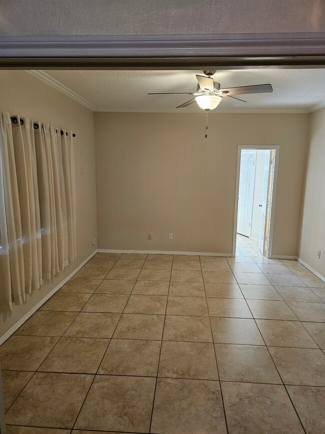 Building Photo - 6315 Seegers Trail Dr