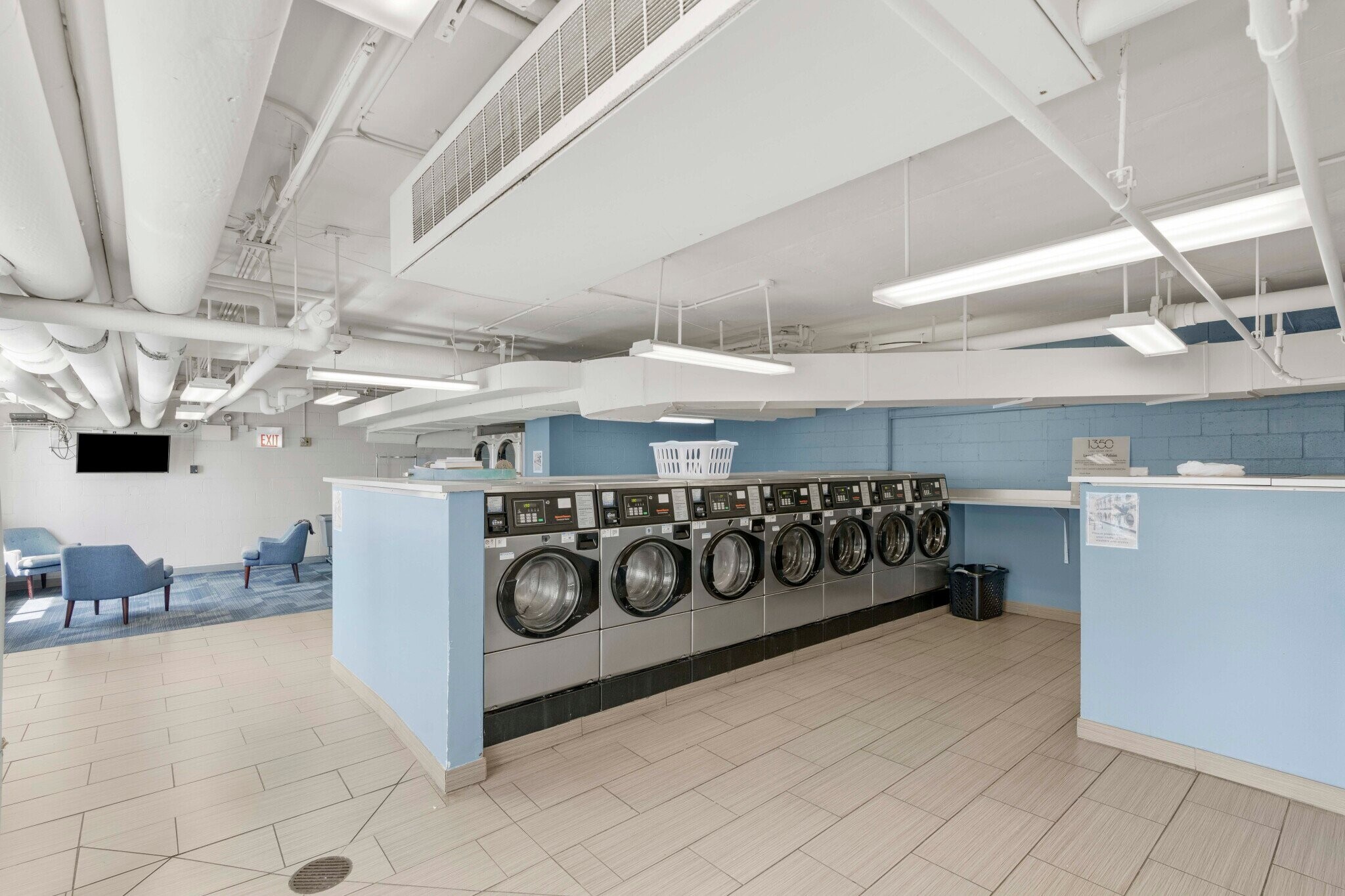 Building Photo - 1301 N Ritchie Ct