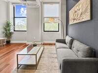 Building Photo - 1421 N 5th St