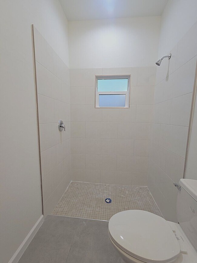 Building Photo - Brand New 2/2/1-Great Location- SW Lehigh Acres