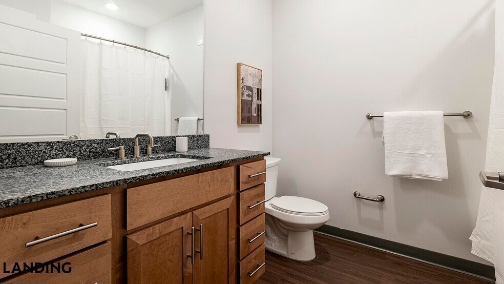 Building Photo - 302 13th St S