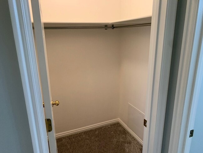 Building Photo - 3 bed 2 bath Orem Apartment for rent!