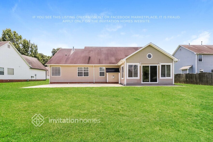 Building Photo - 3924 Chatterleigh Dr