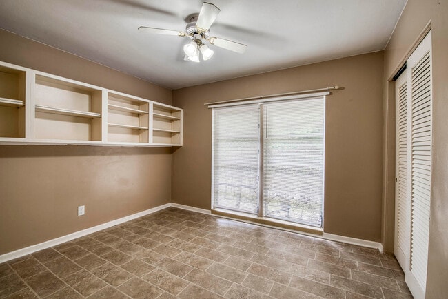 Building Photo - 4111 S Indian River Dr