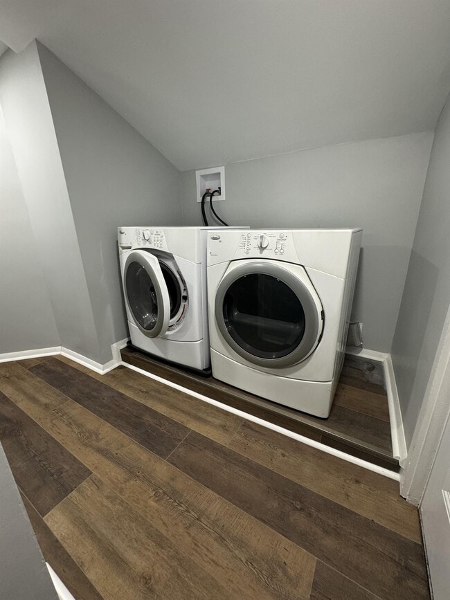 Building Photo - 88 Clinton Ave