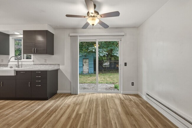 Building Photo - 6624 Littlerock Rd SW