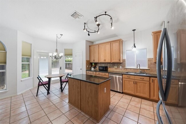 Building Photo - 5801 Marchmont Ln