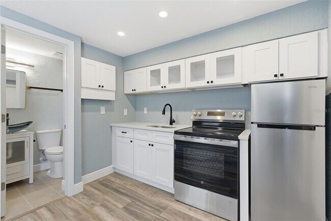 Building Photo - 113 145th Ave