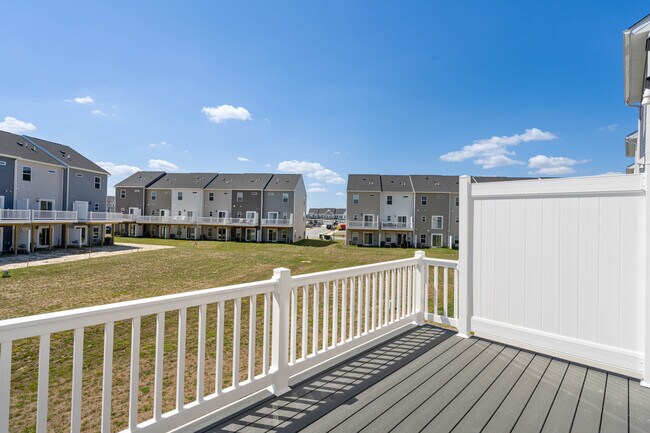 Building Photo - 29431 Oxford Dr