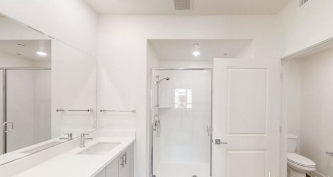 Building Photo - 5933 Sunstone Dr
