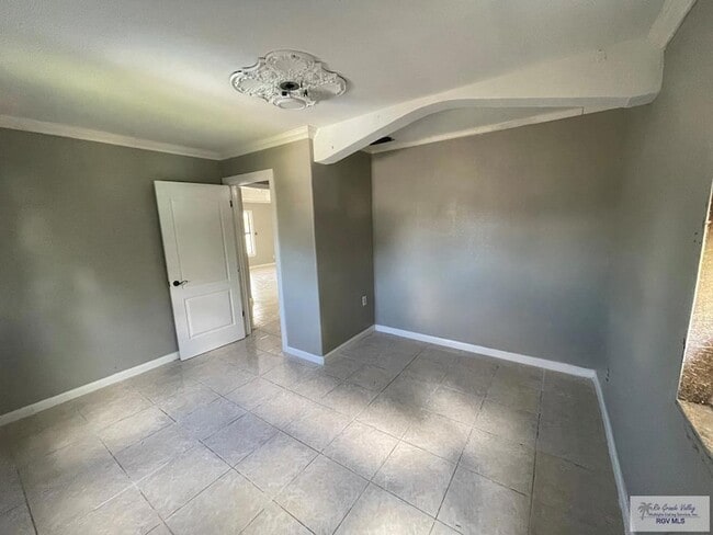 Building Photo - 1169 Calle Galaxia