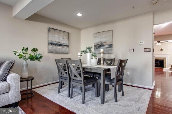 Building Photo - 7217 Maidstone Pl