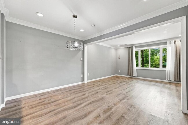 Building Photo - 106 Woodside Cir