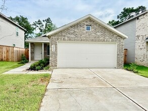 Building Photo - 3014 Mallorca Dr
