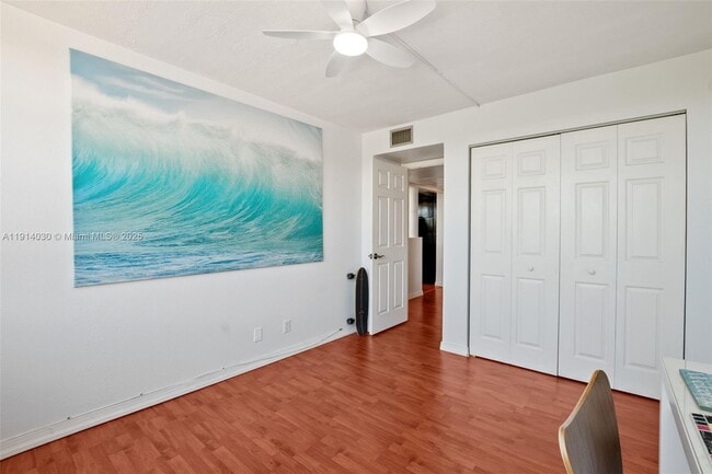 Building Photo - 2771 Taft St