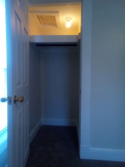 West Bedroom Closet - 126 Euclid Pl