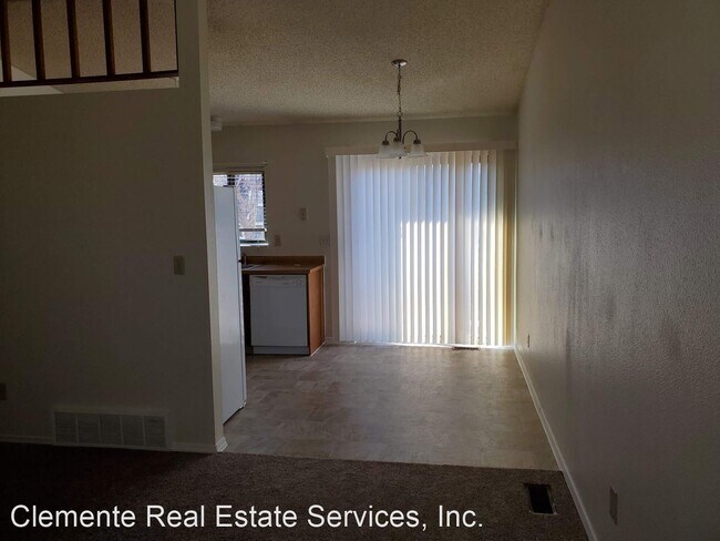 Building Photo - 3 br, 1.5 bath House - 4075 Dolphin Circle