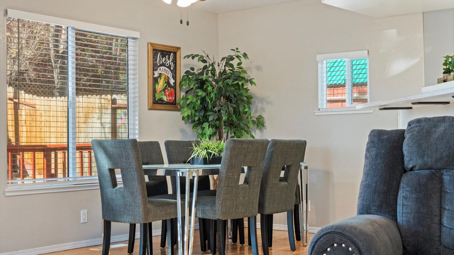 Building Photo - 2301 Sierra Highlands Dr