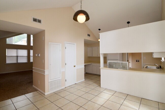 Building Photo - 4154 Arlington Rd