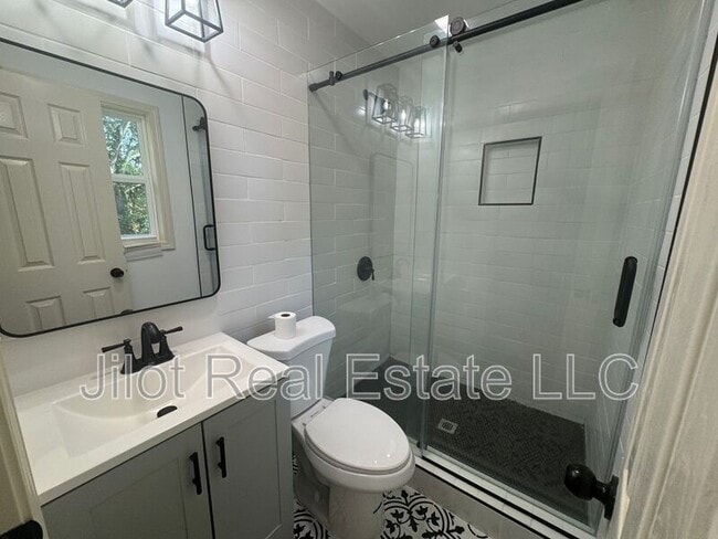 Building Photo - 2390 Tiffany Pl