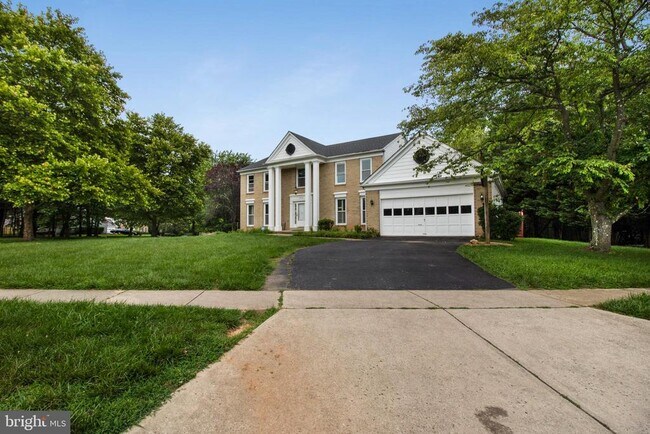 Building Photo - 13920 Wagon Way