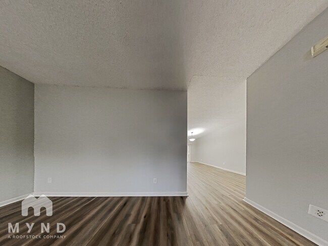 Building Photo - 4316 Hovis Rd