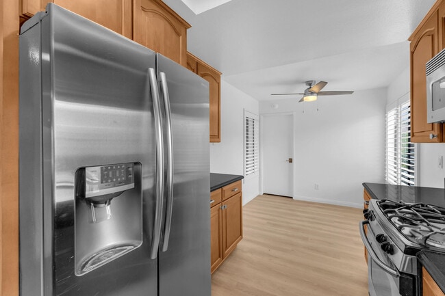 Building Photo - 72384 Ridgecrest Ln