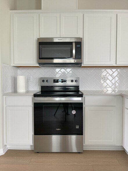 Building Photo - 3156 Emerald Acres Ln