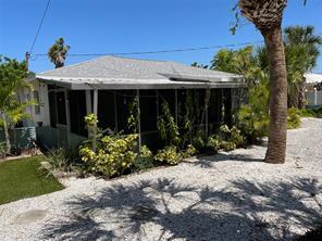 Building Photo - 2353 W Vina Del Mar Blvd