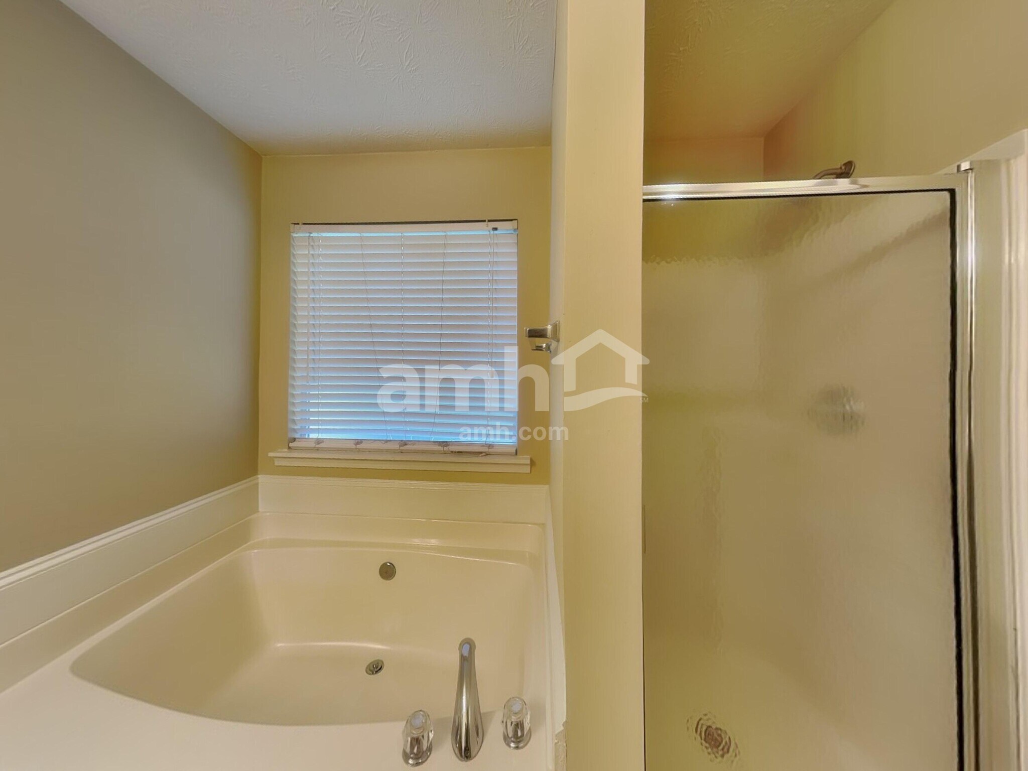 Building Photo - 3870 Brushymill Ct