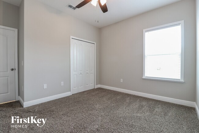 Building Photo - 8351 Olive Brook Dr