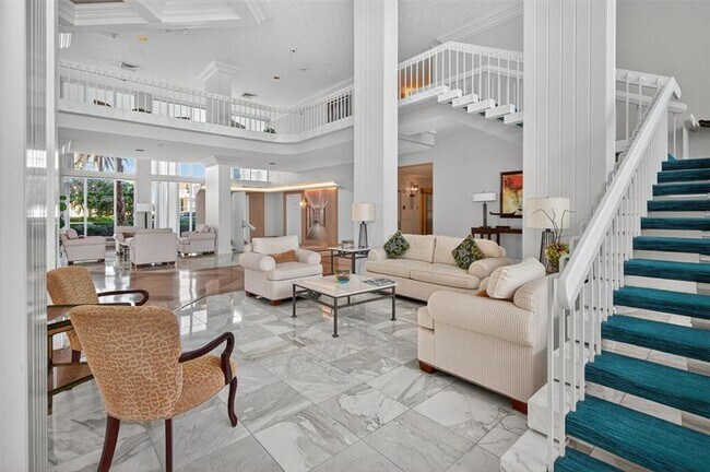 Building Photo - 2100 S Ocean Ln