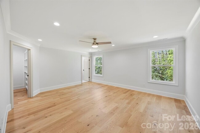Building Photo - 1329 Condon St