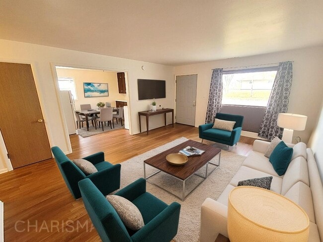 Building Photo - 1106 S Bahnson Ave