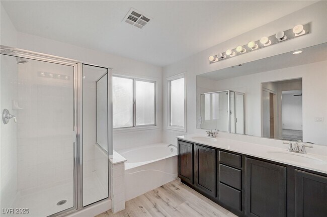 Building Photo - 9893 Canyon Peak Dr