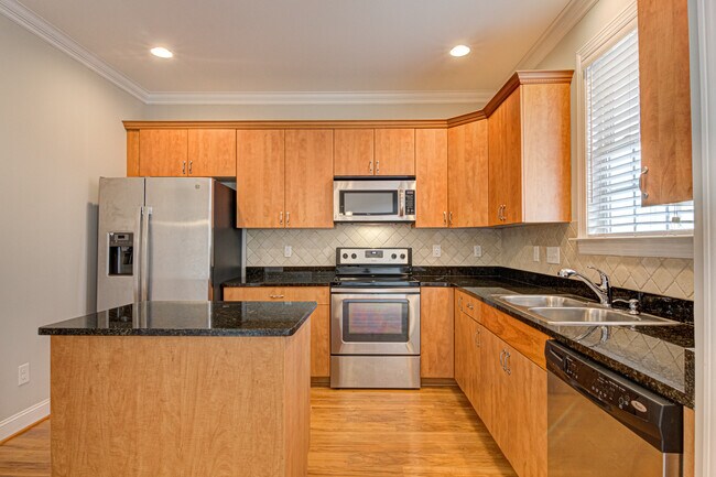 Granite Countertops and Stainless Steel Appliances - 4 Nandina Dr