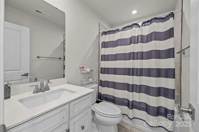 Building Photo - Room in Townhome on Broad River Ln