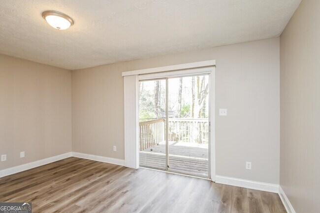 Building Photo - 8891 Dorsey Rd