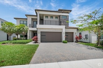 Building Photo - 17112 Aquavera Way