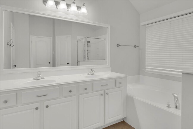 Building Photo - 11511 Timberly Park Ln