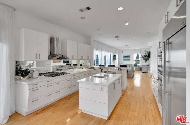 Building Photo - 2752 N Stone View Ct