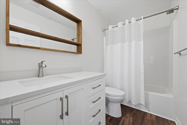 Building Photo - 1975 Cidermill Ln