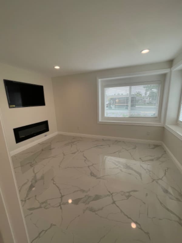 Building Photo - 1521 W Cerritos Ave