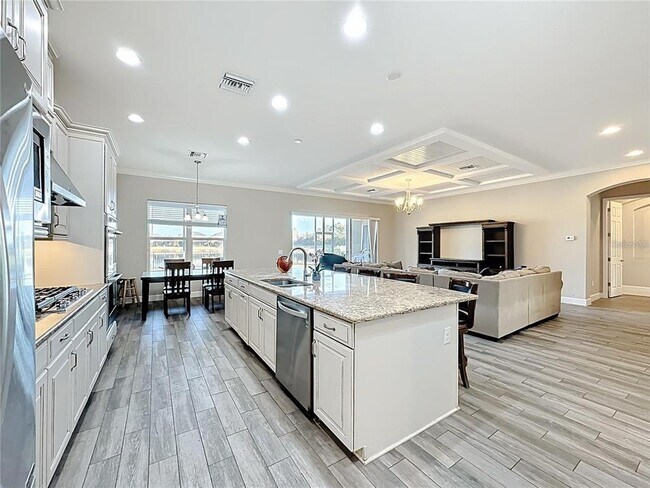 Building Photo - 6006 Anise Dr