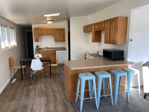 Building Photo - 744 E 8425 S