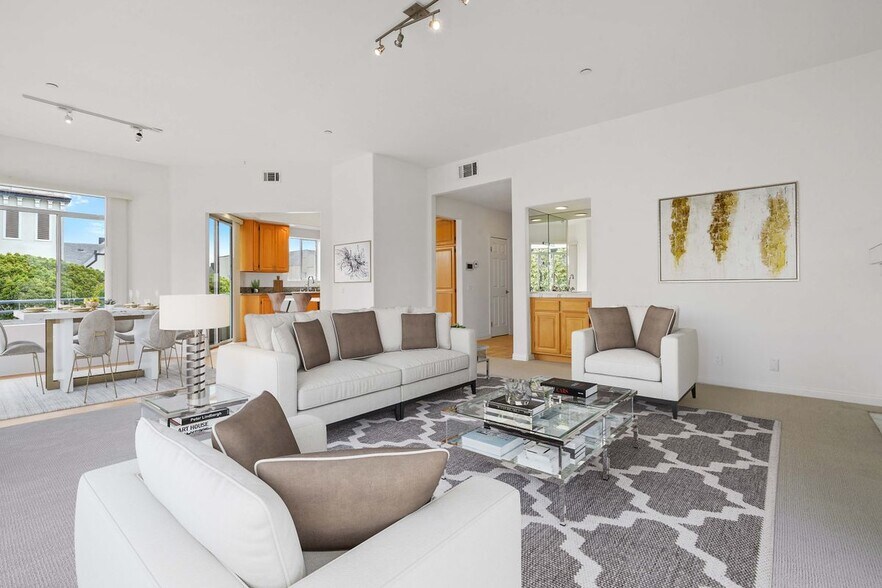 Building Photo - 1325 Arizona Ave