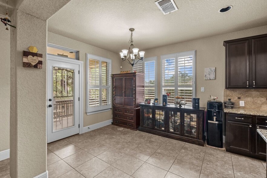 Building Photo - 8718 Silver Rock